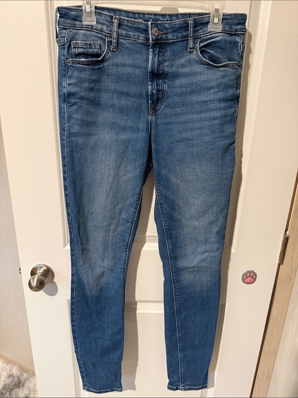 Old Navy Skinny Jeans in Medium Blue Wash
